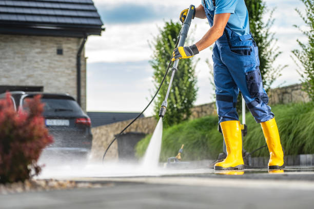 Why Choose Our Certified Pressure Washing Experts for Your Project Needs in Sheffield, IA?